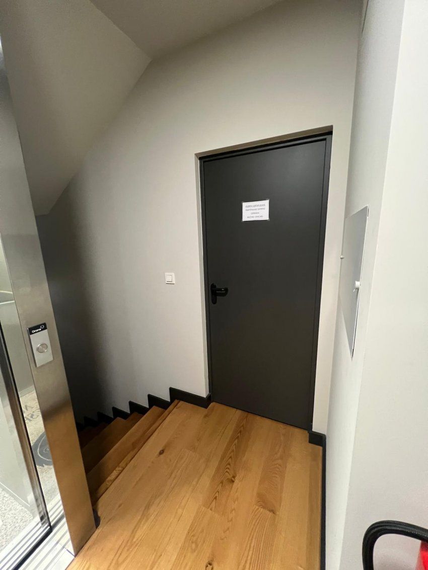 8dfb9d19 01e1 4698 b72a 56198797f95f