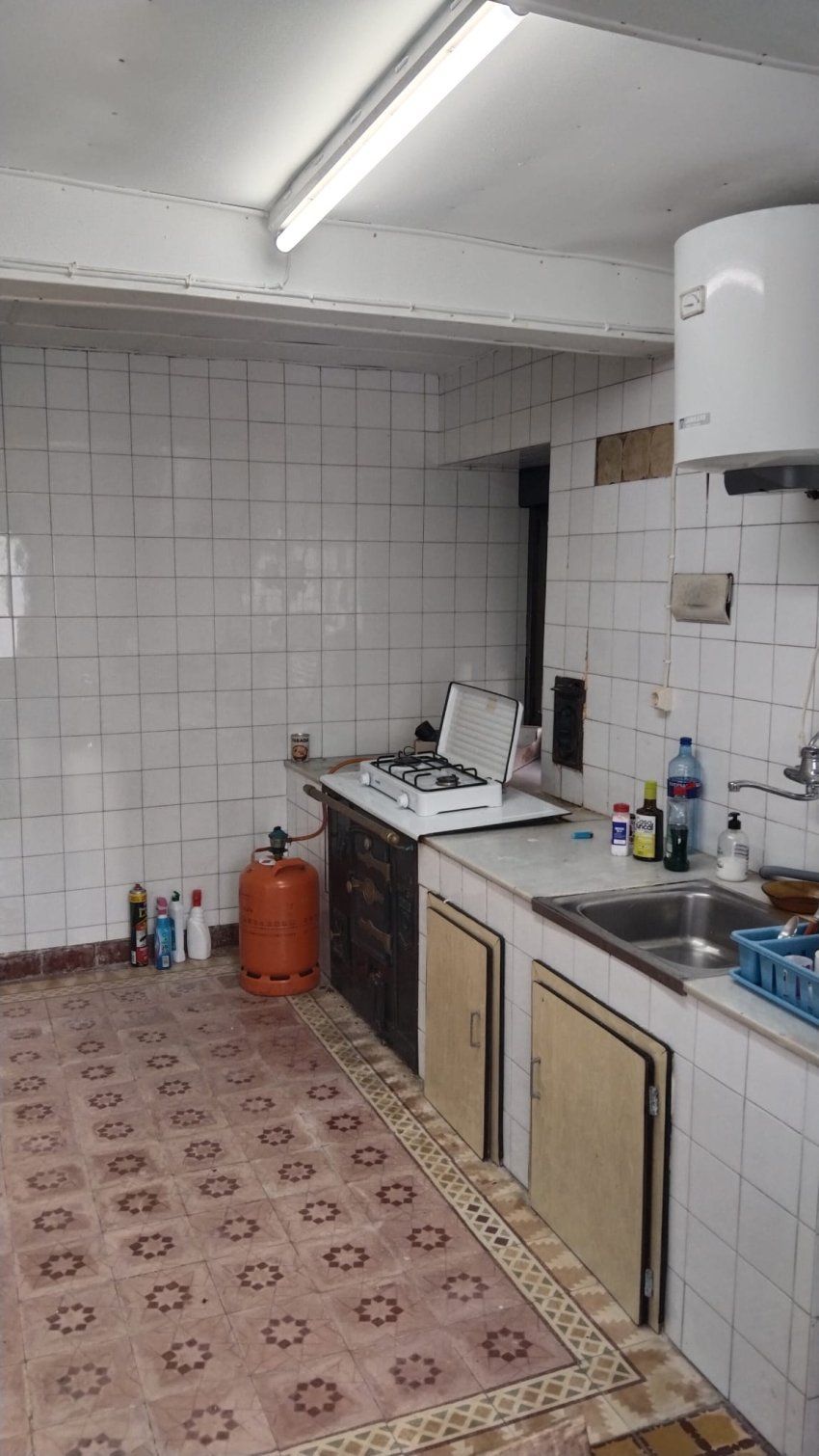 a8951584 f310 4cb0 8fce a55b4cc01e9f