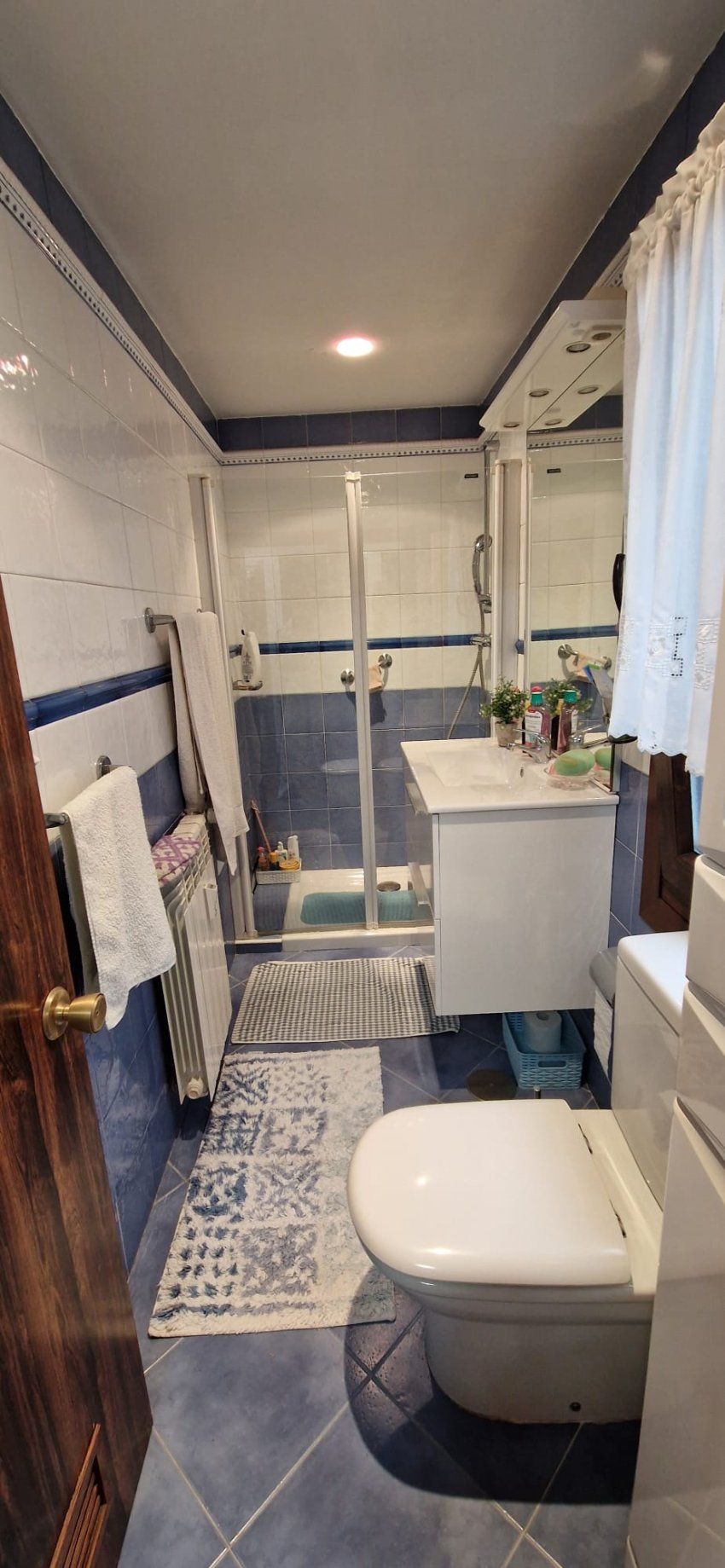 eaef7a92 f7f0 4a40 a3c8 41b508b9d4bd