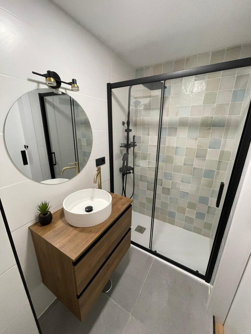 e7a22480 8aa5 406b bd4c cf4a322f57ad