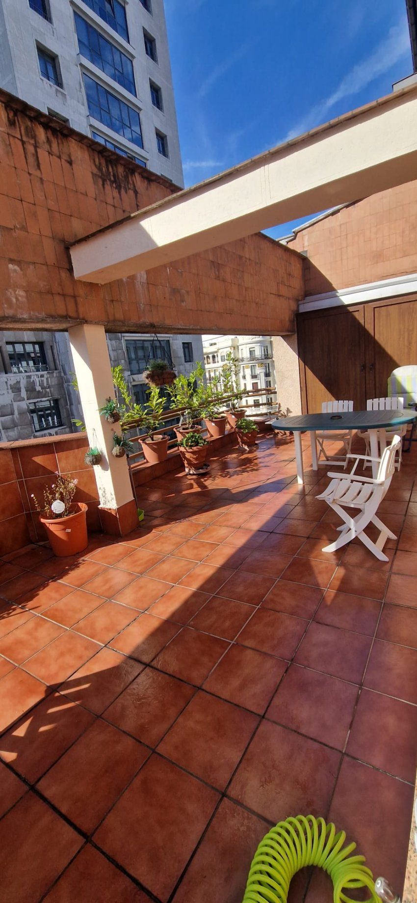 502f4fb9 df38 455d 9304 7086e0b1243b