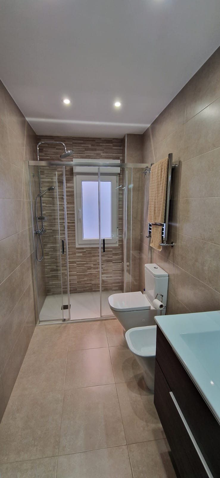 43f9c5e3 2e5c 4fc4 ae53 f106ad219f37