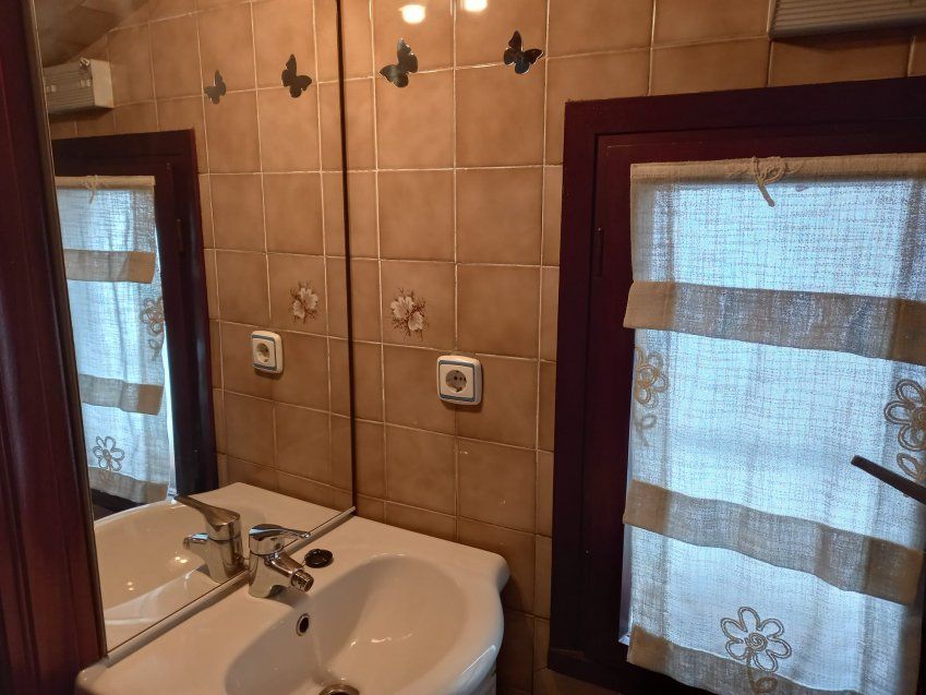 ac72b8b1 7a9e 4c90 9191 9373bca94fe7